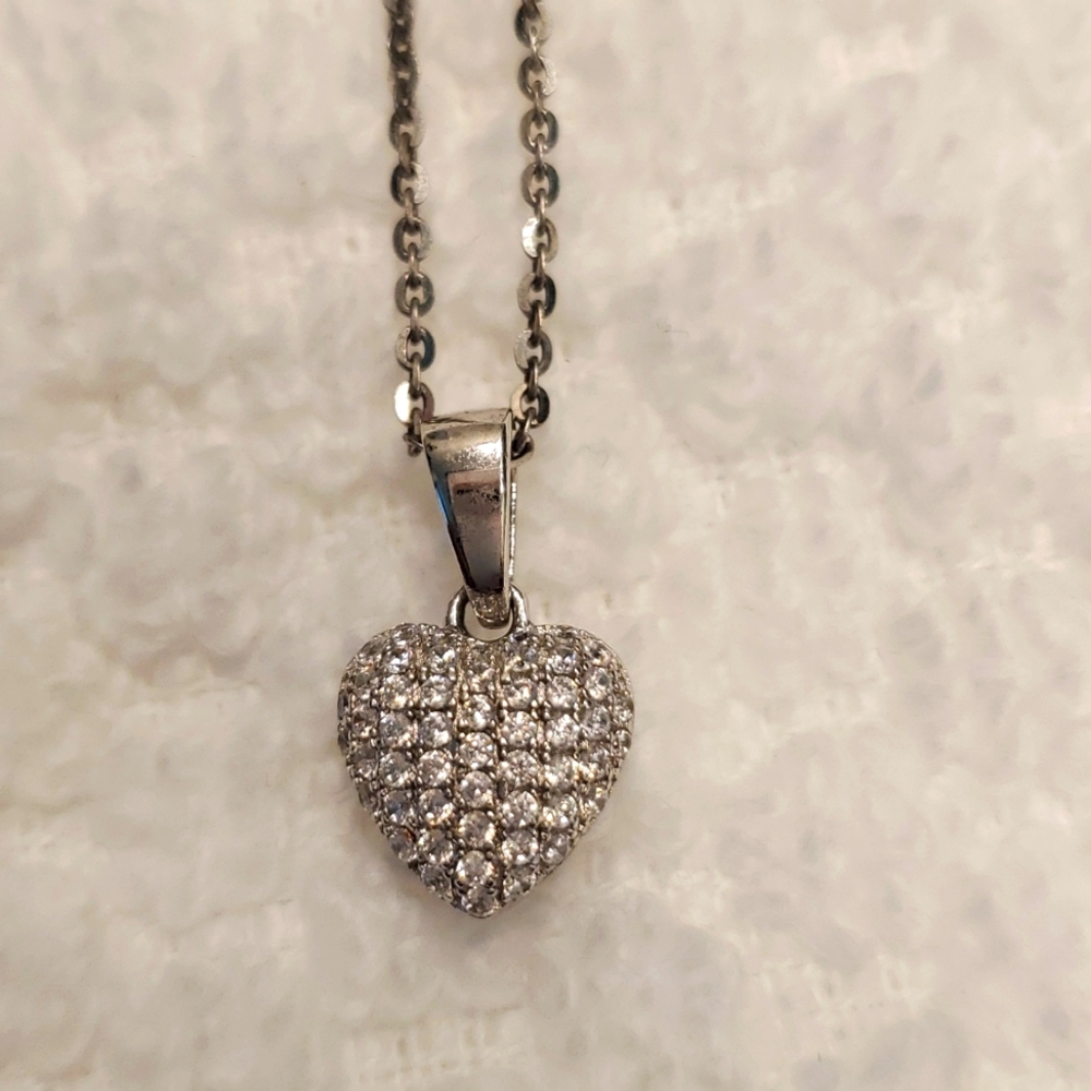 Small Sterling Silver Heart Pendant 18" Chain, Two Sided/Two Looks 😍